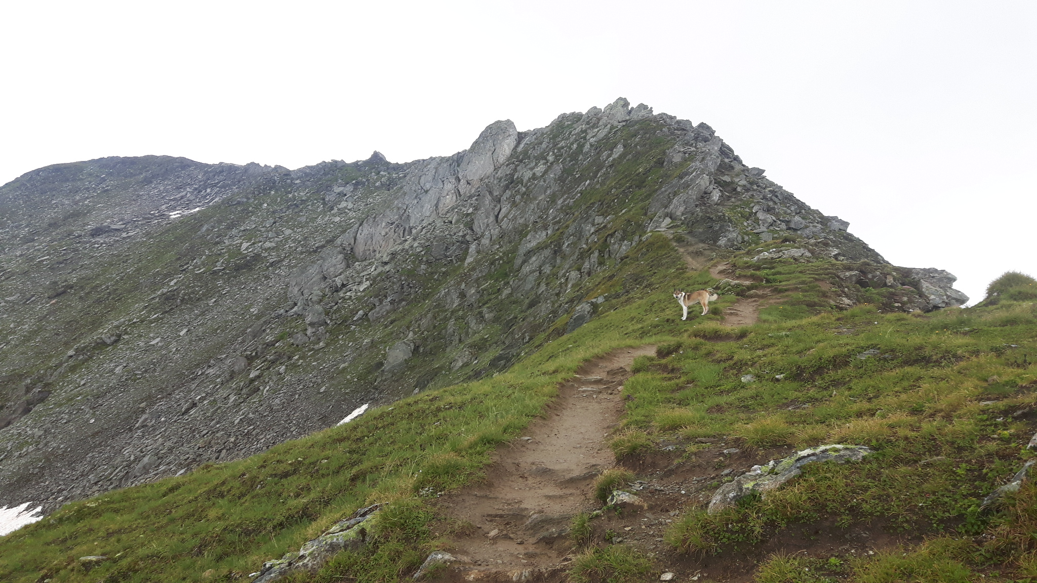 alpenueberquerung-von-andermatt-nach-airiolo-in-der-schweiz/